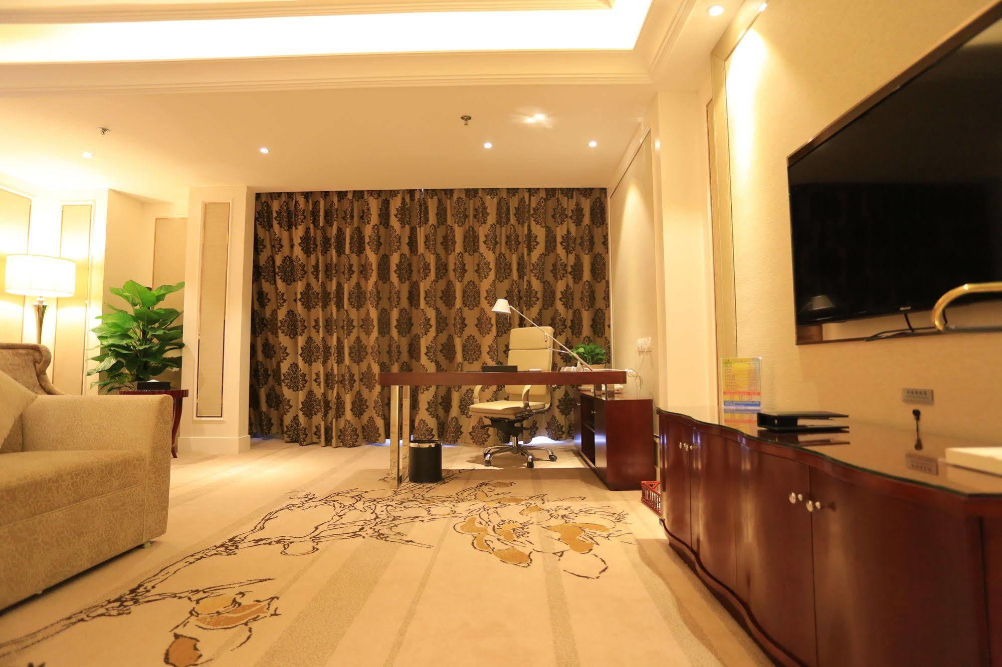 Baoji Jianguo Hotel Екстер'єр фото