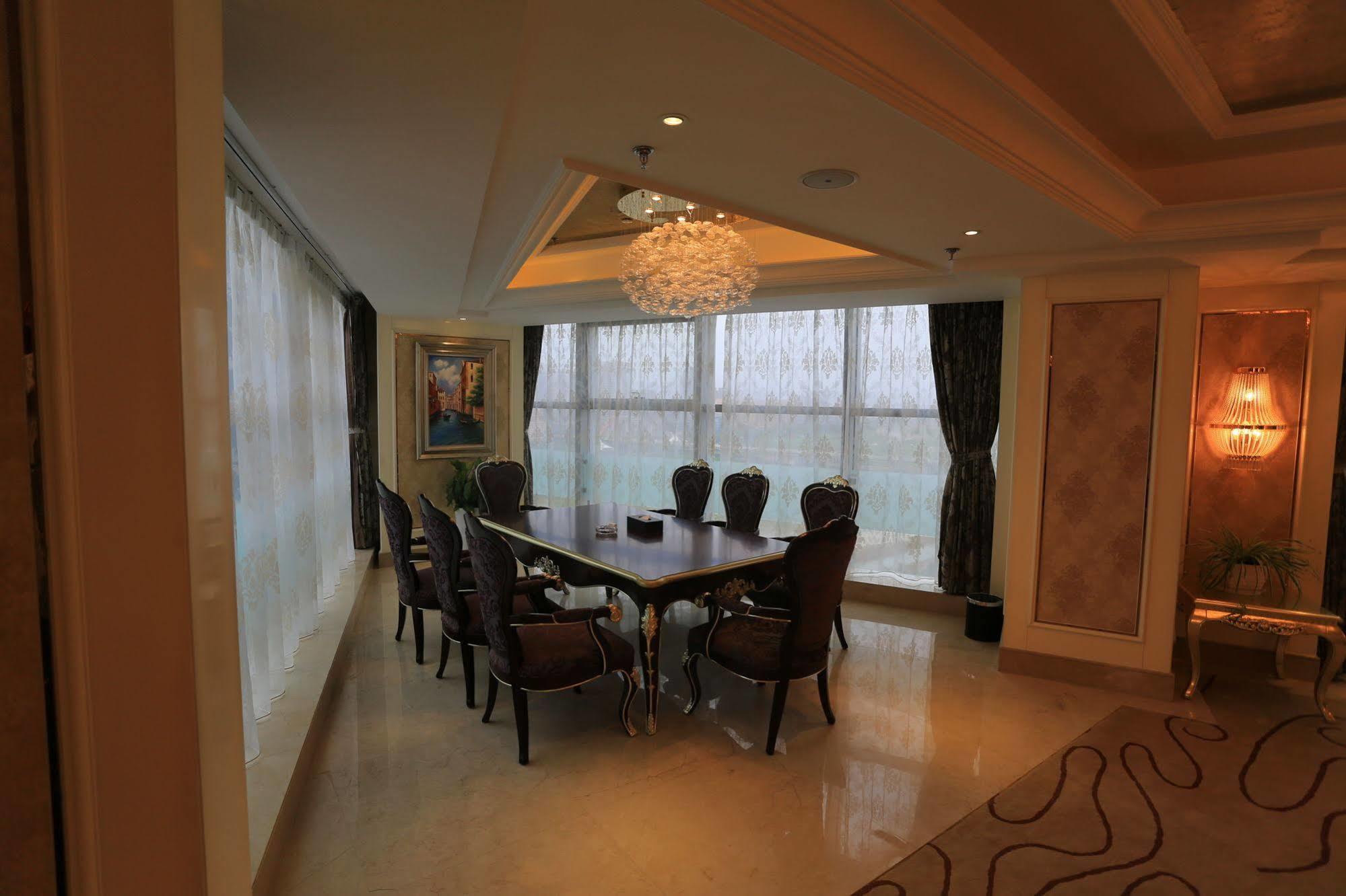 Baoji Jianguo Hotel Екстер'єр фото